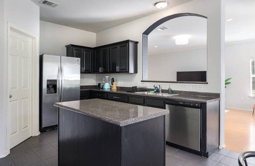Hillcrest House | Cozy 3 bedroom South Austin! Ideal for Long Stays