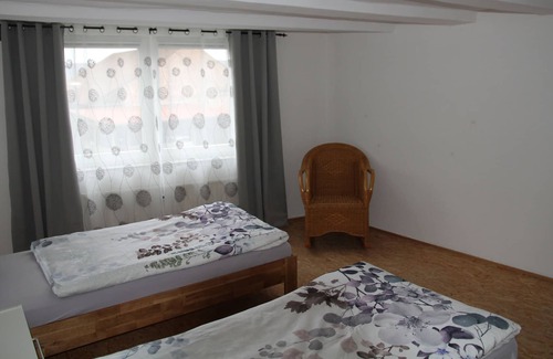 Heinebach Apartment | cozy 3 room apartment with good connection to the train