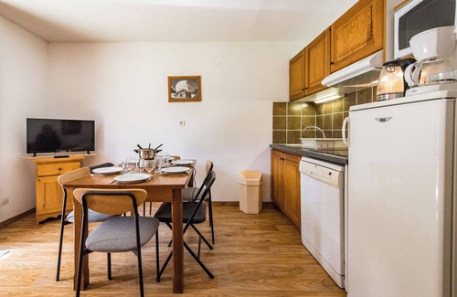 Albiez-le-Vieux Apartment | Cozy 35m2 Apartment in Albiez-Montrond