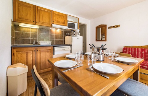 Albiez-le-Vieux Apartment | Cozy 35m2 Apartment in Albiez-Montrond