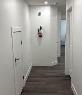 Southwest Calgary Apartment | Cozy 3bedroom beautiful unit