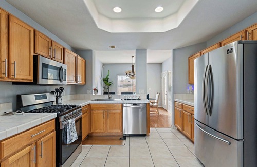 Camelback East House | Cozy 3BR Townhome w/Pool Access | Near Biltmore