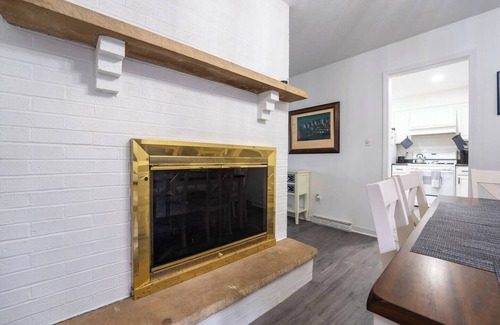 Morgantown House | Cozy 3BR townhouse near WVU, Hospitals, Interstate
