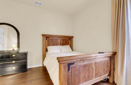 Lincolnville House | Cozy 4-bed, 2-bath Spacious Family Home