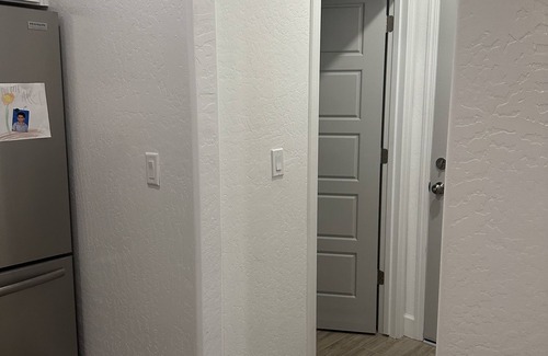 Raisin House | Cozy 4-bedroom house in central Madera Ranchos