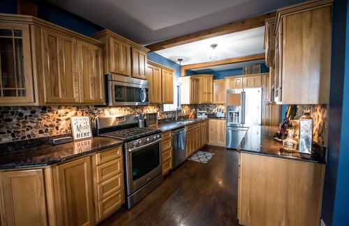 Lake Orion Cottage | Cozy 4 bedroom lakefront cottage on Lake Orion with the best views!