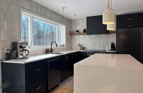 Elka Park Cabin | Cozy 4-bedroom Mountain Home with Pool & Hot Tub in Enchanting Elka Park