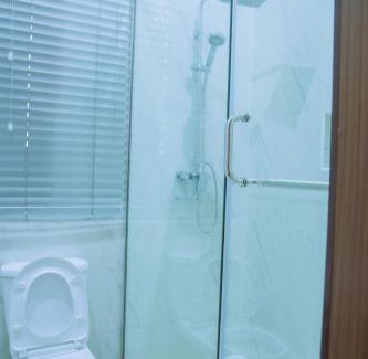 Ikeja Apartment | Cozy 4BDR Home with Snooker, 15mins from Airport