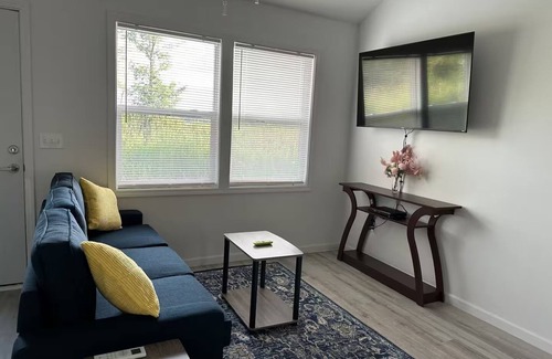 White Bear Lake House | Cozy 5-Star Guesthouse on Bald Eagle Lake - Serene and Peaceful.