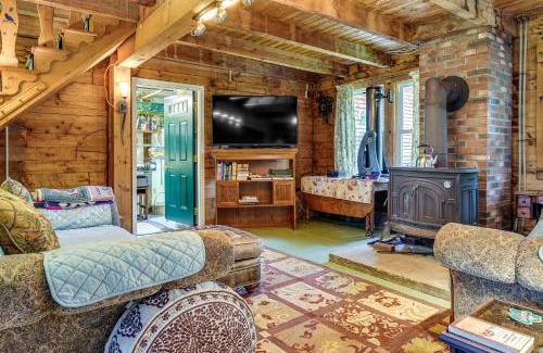 Town of Beekmantown House | Cozy Adirondack Cabin Retreat in West Chazy!