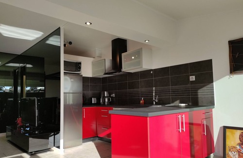 Naturist Village Villa | Cozy, Air-Conditioned Villa Near Beach with Private Parking & Terrace