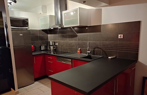 Naturist Village Villa | Cozy, Air-Conditioned Villa Near Beach with Private Parking & Terrace