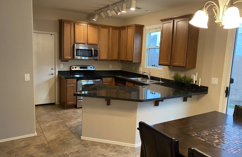 Gilbert House | Cozy and Cute 2 story home in Gilbert 3 bedrooms 2.5 baths 2 car garage