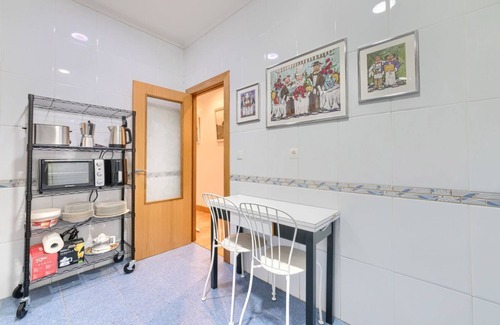 Iralabarri Apartment | Cozy and Elegant Apartment in Irala