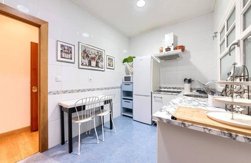 Iralabarri Apartment | Cozy and Elegant Apartment in Irala
