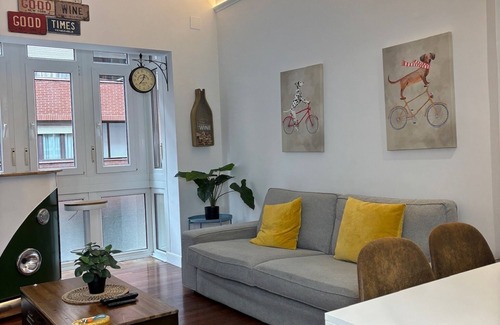 Iralabarri Apartment | Cozy and Familiar Central Guggenheim Bilbao