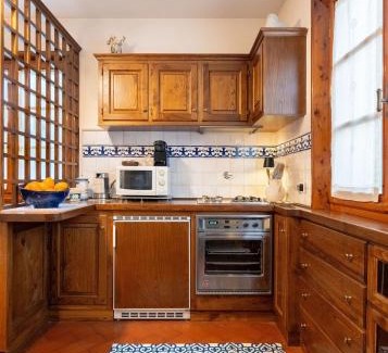 Greve in Chianti Apartment | Cozy and Fresh Apartment with Garden