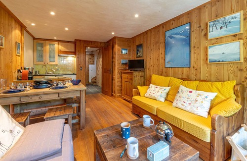 Val-d'Isere Apartment | Cozy and Harmonious Duplex Apartment with Wifi in La Roche des Fours Residence, Val-d'Isère