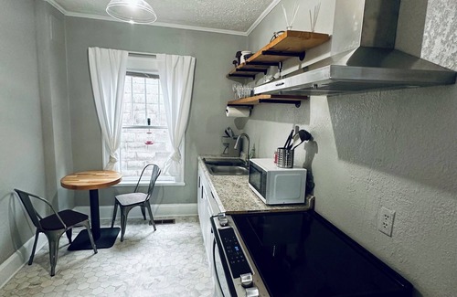 Leadsville Apartment | Cozy and modern 2 bedroom apartment with balcony in downtown Elkins, WV