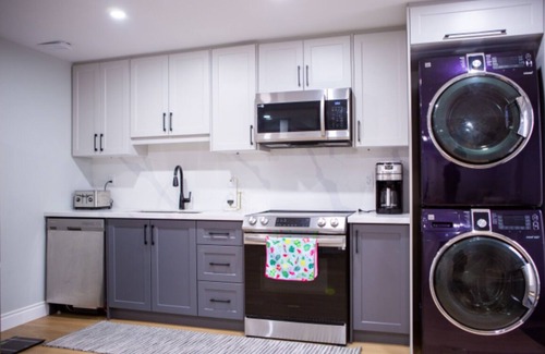 Brampton House | Cozy and Private Basement apartment/Ideal for Relaxation or Work