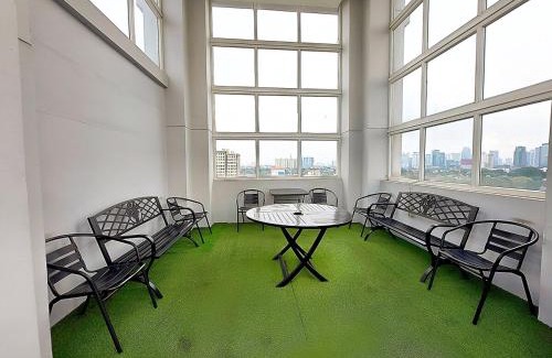 Menteng Apartment | Cozy and Stategic 1 at cikditiro 1BR pool,gym,wifi By LS