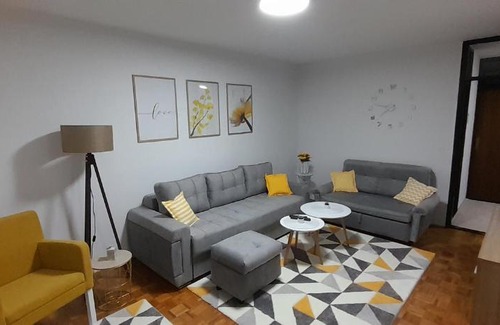 Novi Grad Sarajevo Apartment | Cozy and sunny apartment near the airport