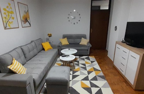 Novi Grad Sarajevo Apartment | Cozy and sunny apartment near the airport