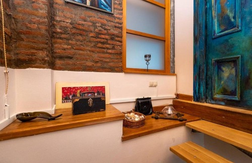 mtatsminda Apartment | Cozy and unique apt. in the heart of Tbilisi
