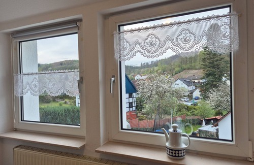 Holzhausen-Externsteine Apartment | Cozy apartment "Teuto with heart" at the Externsteine and near Hermannsdenkmal