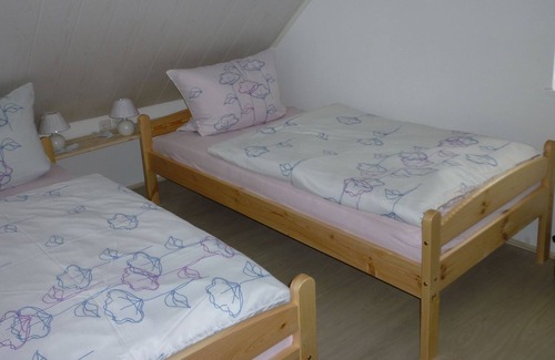 Monchsdeggingen Apartment | Cozy apartment (22 sqm) in the annex with free WiFi