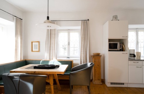 Telfes im Stubai Apartment | Cozy apartment for 2-3 persons, SWIMMING POOL, garden, pets allowed