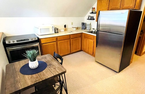Northumberland Apartment | Cozy Apartment in Northumberland, PA -set in rural PA on a small horse farm