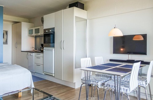Sandkaas Apartment | Cozy apartment in Allinge with WiFi