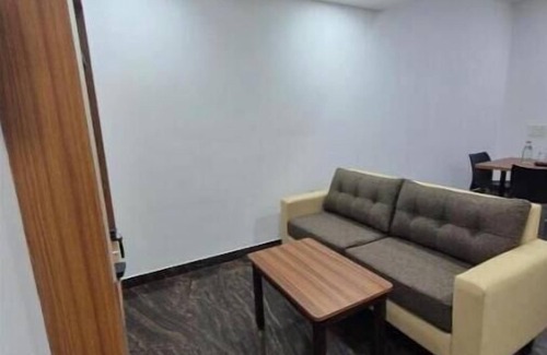 Dindigul House | Cozy apartment in charming Dindigul with AC/Mymoon service apartment