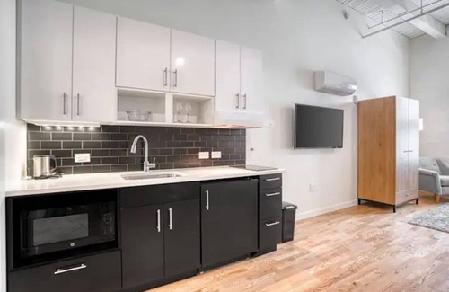 Downtown Hartford Apartment | Cozy apartment in charming Hartford with AC, WiFi