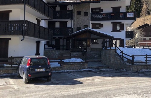 Champoluc Apartment | Cozy apartment in downtown Champoluc