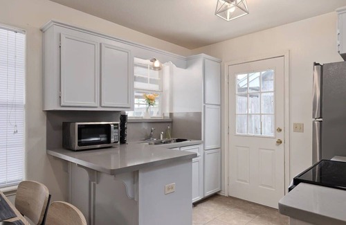 Edinburg Apartment | Cozy Apartment in Edinburg, TX!