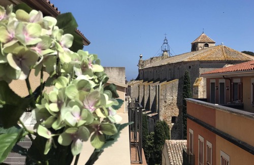 Tossa de Mar Apartment | COZY APARTMENT in THE HEART of TOSSA