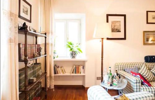 Macerata Apartment | Cozy apartment in Palazzo Magnalbo'