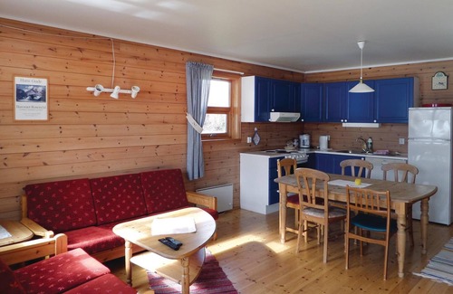 Rosendal Apartment | Cozy apartment in Rosendal with sauna