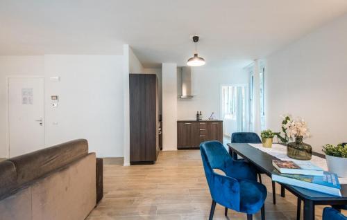 Siena Apartment | Cozy Apartment In Siena With Kitchen