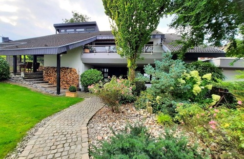 Lohmar Apartment | Cozy apartment in the Bergisches Land near Cologne. Pet friendly!