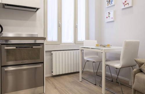 Porta Nuova Apartment | Cozy apartment in the center of Milan
