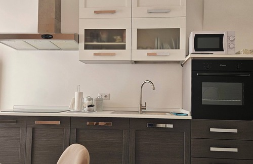 Ruvo di Puglia Apartment | Cozy apartment in the historic center overlooking the main square.