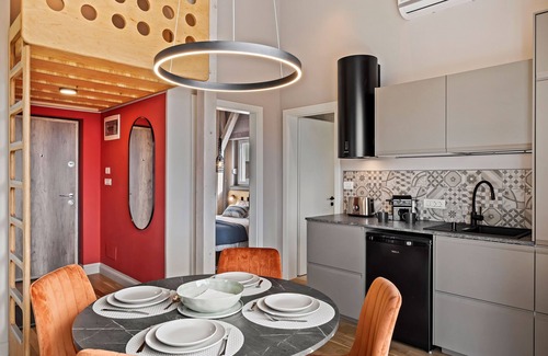 Bucharest Apartment | Cozy Apartment near Old Town - Principatele Unite