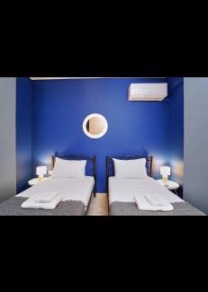 Keratsini-Drapetsona Apartment | Cozy apartment next to the port!