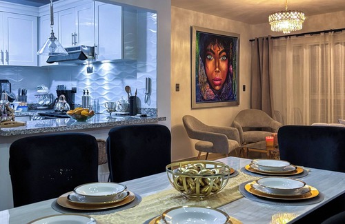 Pantoja Apartment | Cozy Apartment, Pool & Gym near the US Embassy