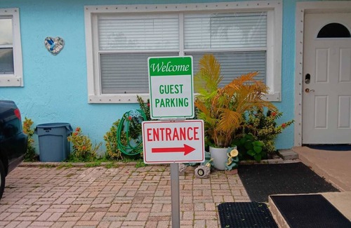 Greenacres Apartment | Cozy apartment in charming West Palm Beach with AC, WiFi