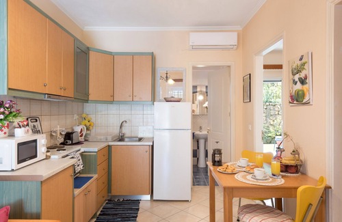 Kontokali House | Cozy Apartment w/swimming pool in olive garden in Corfu