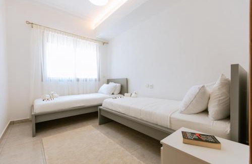 Luxus Apartment | Cozy Apartment With AC & fiber internet
